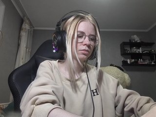 RomonaDoggette Porn Show