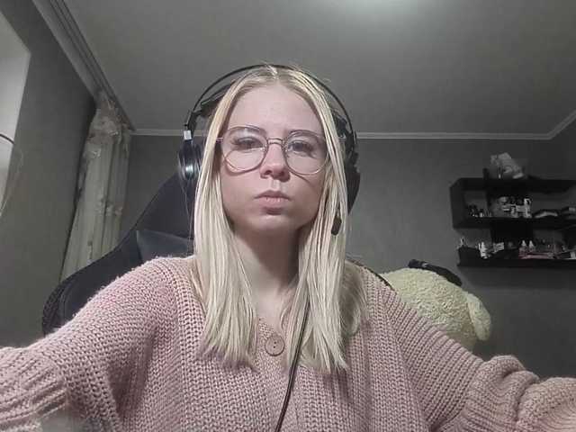Romona Doggette (RomonaDoggette)