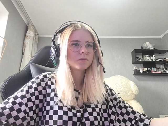 RomonaDoggette live cam on BongaCams