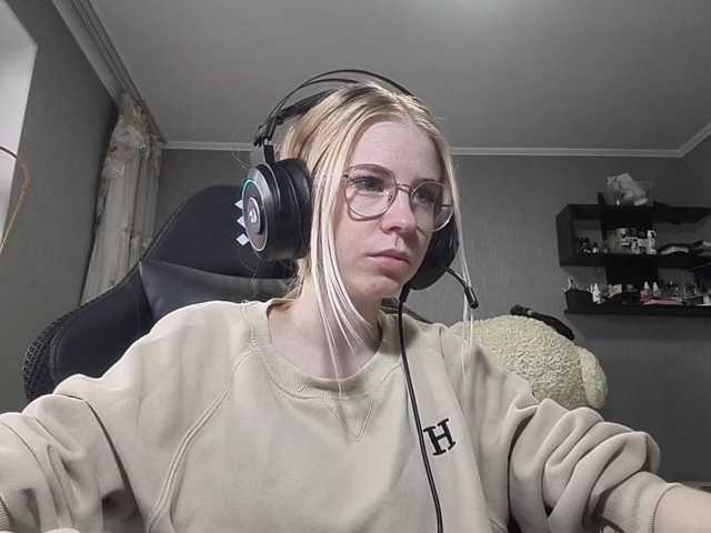 RomonaDoggette live cam on BongaCams