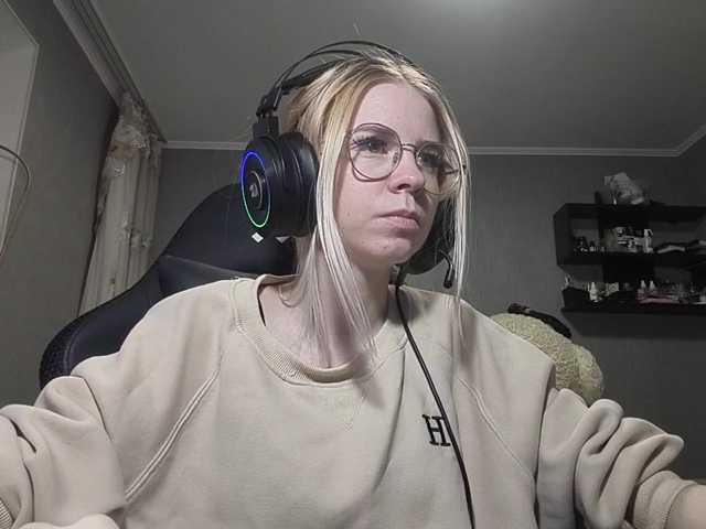 RomonaDoggette live cam on BongaCams