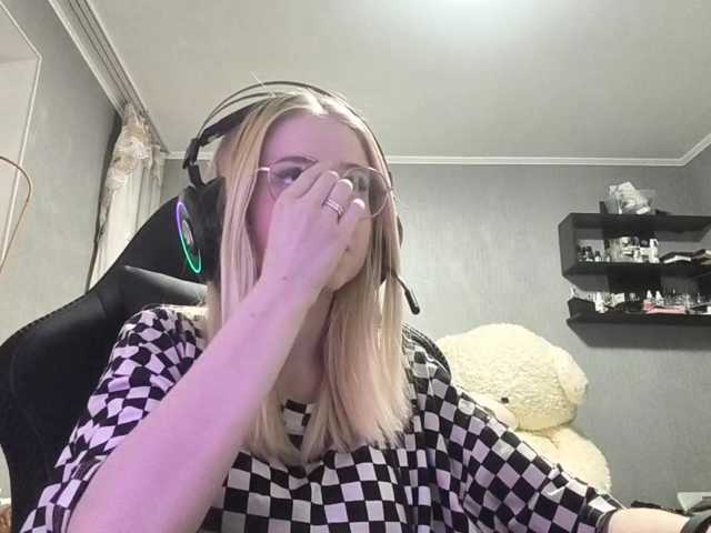 RomonaDoggette live cam on BongaCams