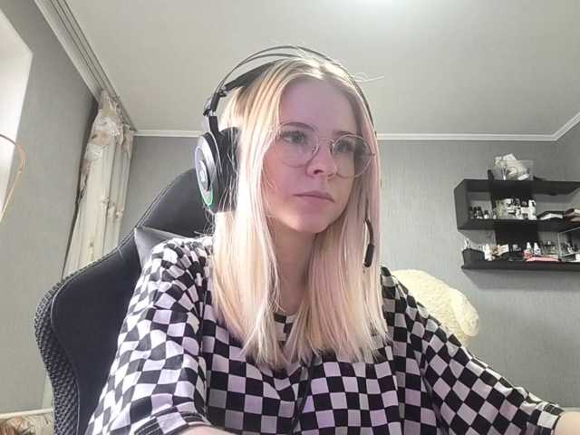 RomonaDoggette live cam on BongaCams