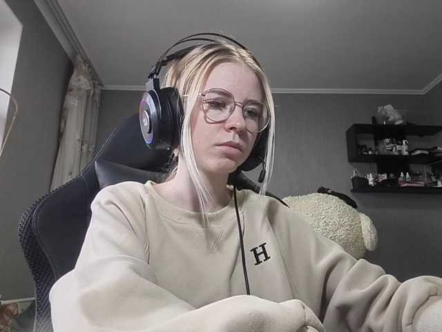 RomonaDoggette live cam on BongaCams