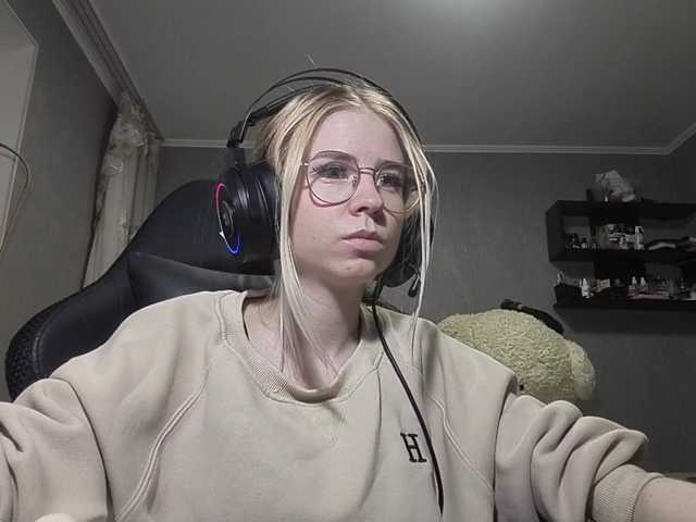 RomonaDoggette live cam on BongaCams