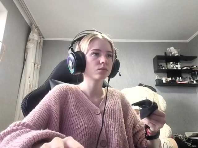 RomonaDoggette live cam on BongaCams