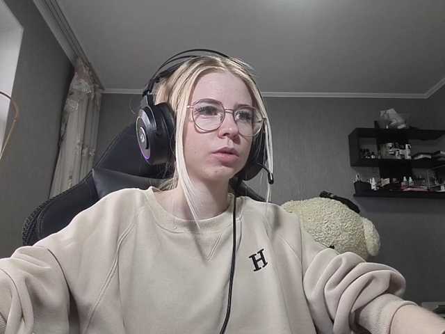 RomonaDoggette live cam on BongaCams