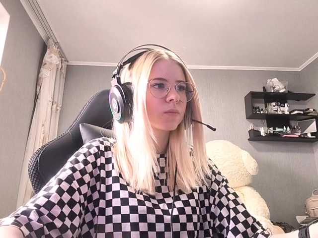 RomonaDoggette live cam on BongaCams