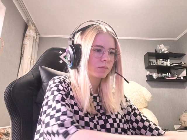 RomonaDoggette live cam on BongaCams