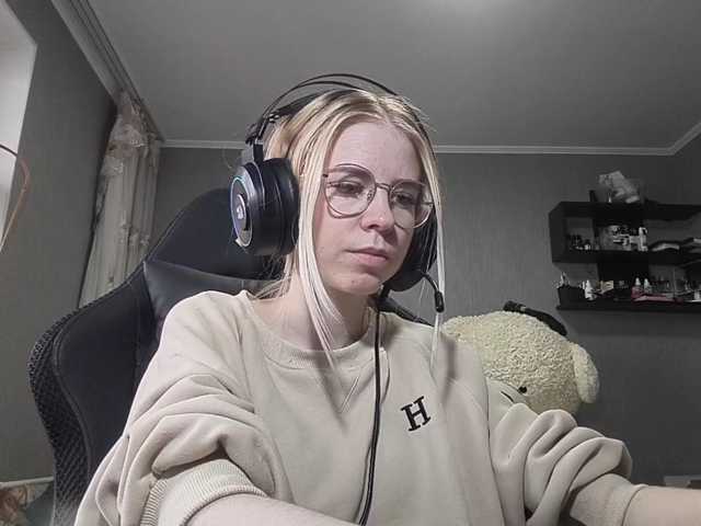 RomonaDoggette live cam on BongaCams