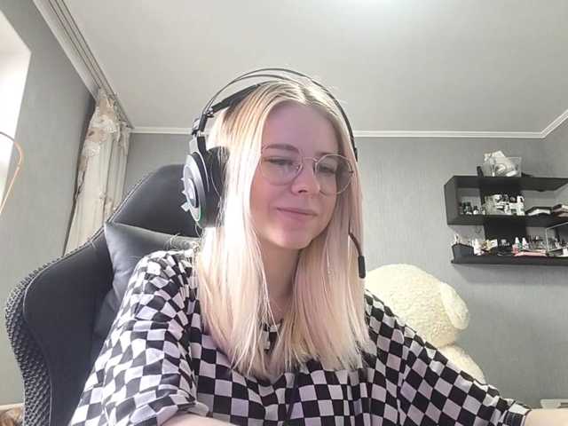 RomonaDoggette live cam on BongaCams