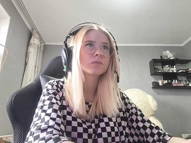 RomonaDoggette live cam on BongaCams