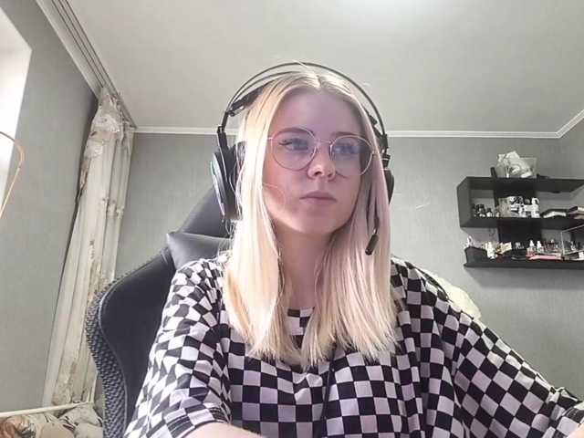 RomonaDoggette live cam on BongaCams
