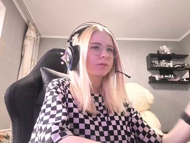 RomonaDoggette live cam on BongaCams