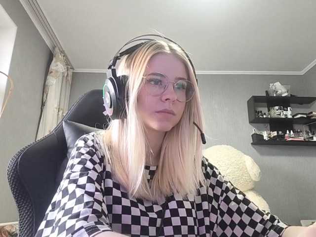 RomonaDoggette live cam on BongaCams