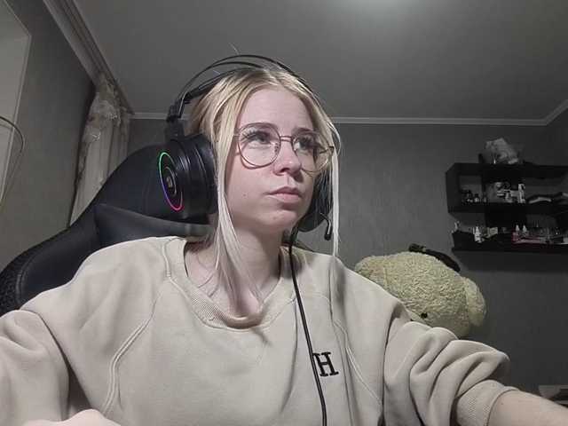 RomonaDoggette live cam on BongaCams