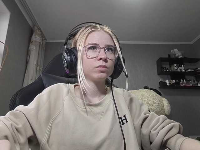 RomonaDoggette live cam on BongaCams