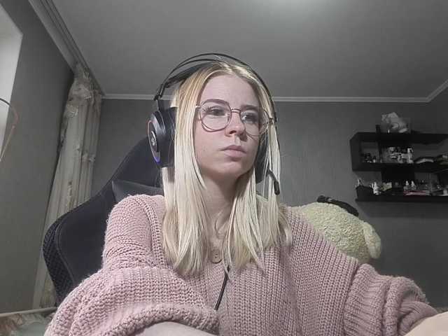RomonaDoggette live cam on BongaCams