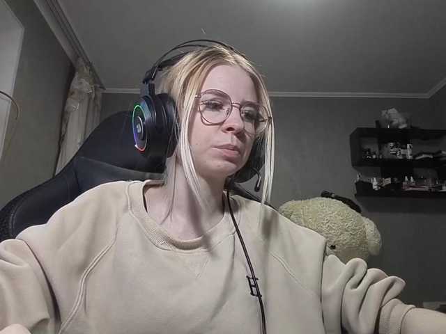 RomonaDoggette live cam on BongaCams