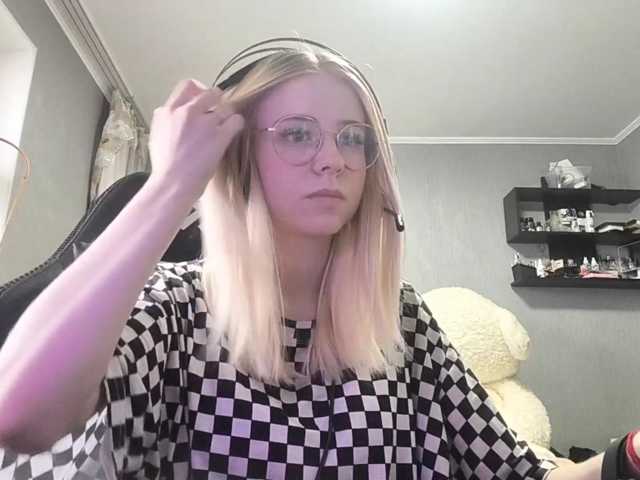 RomonaDoggette live cam on BongaCams