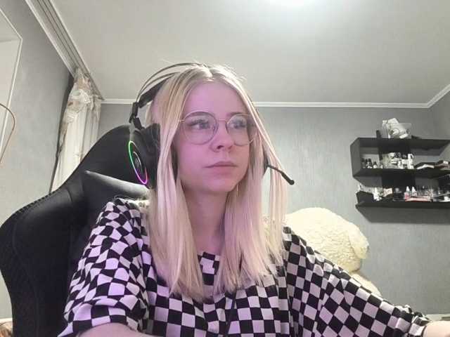 RomonaDoggette live cam on BongaCams