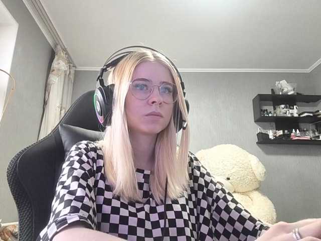 RomonaDoggette live cam on BongaCams