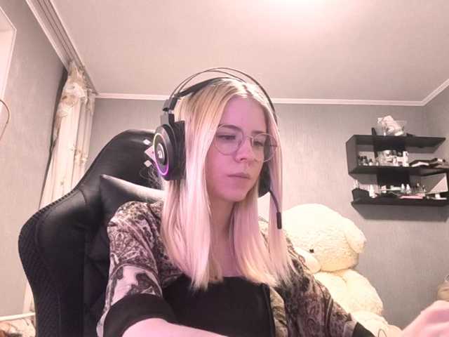 RomonaDoggette live cam on BongaCams