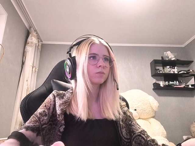 RomonaDoggette live cam on BongaCams