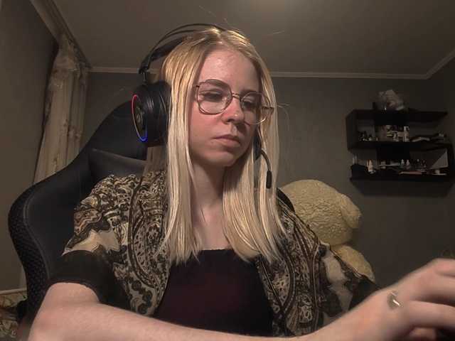 RomonaDoggette live cam on BongaCams