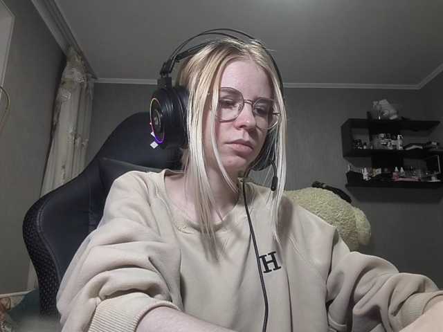 RomonaDoggette live cam on BongaCams