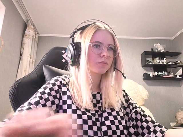RomonaDoggette live cam on BongaCams