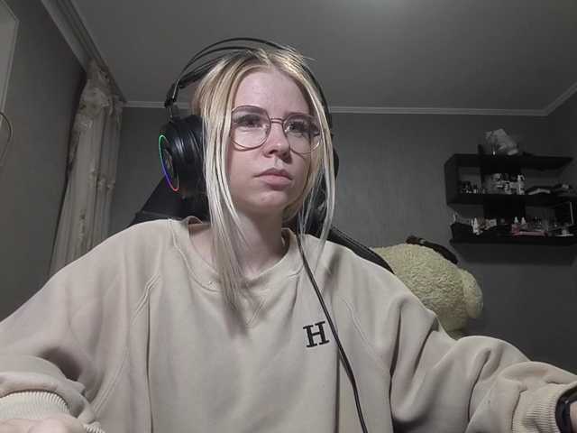 RomonaDoggette live cam on BongaCams