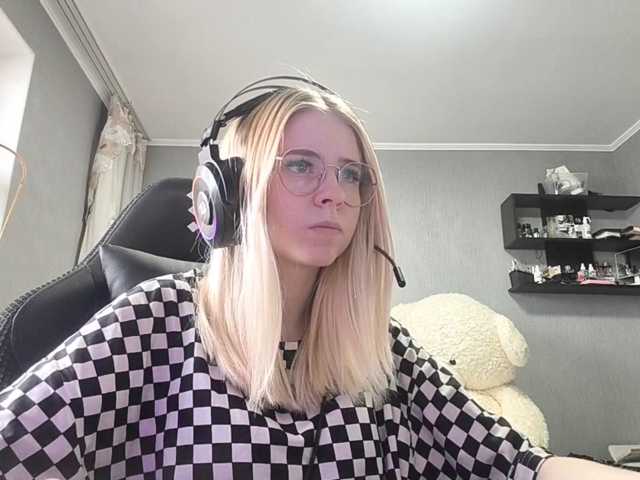 RomonaDoggette live cam on BongaCams