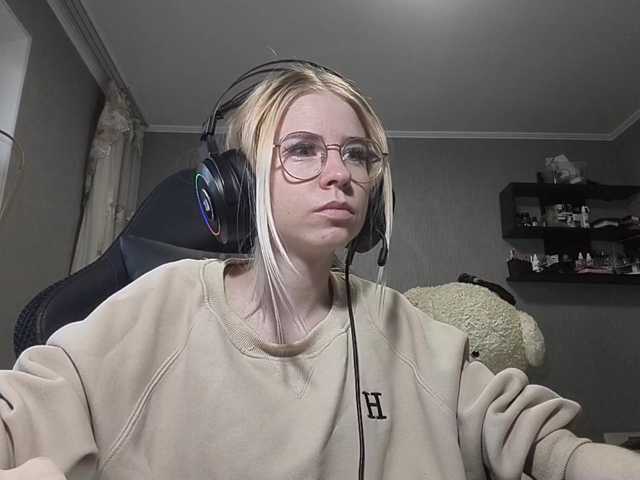 RomonaDoggette live cam on BongaCams