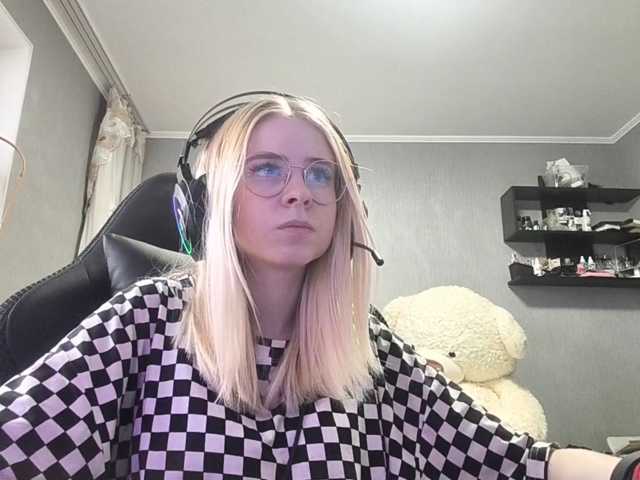 RomonaDoggette live cam on BongaCams