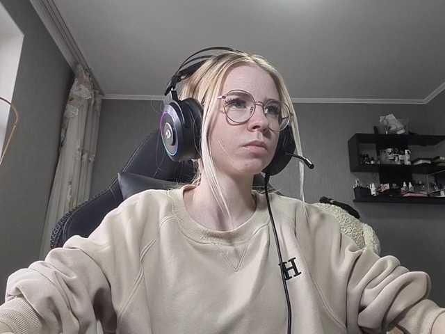 RomonaDoggette live cam on BongaCams