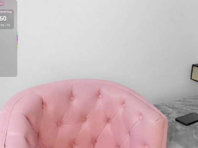 abigail-jhon live cam on BongaCams