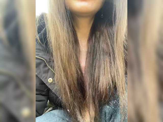Margo--1, en directo ahora en BongaCams