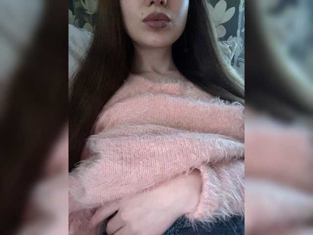 Margo--1 live cam on BongaCams