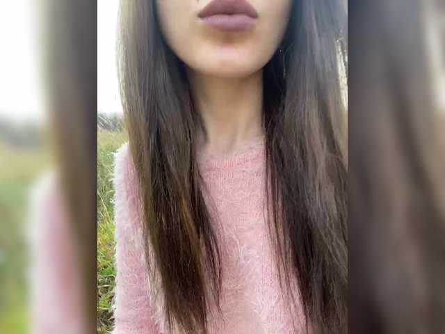 Margo--1, en directo ahora en BongaCams