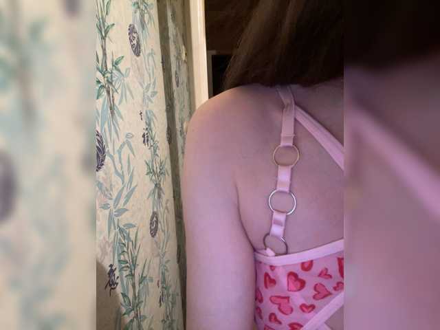 Margo--1 live cam on BongaCams