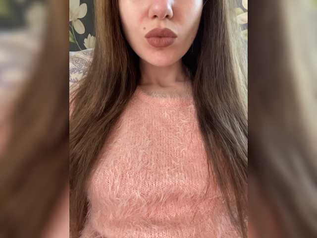 Margo--1 live cam on BongaCams