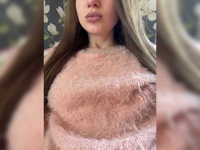 Margo--1, live now on BongaCams