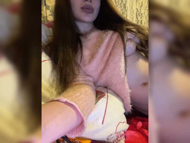Margo--1 live cam on BongaCams