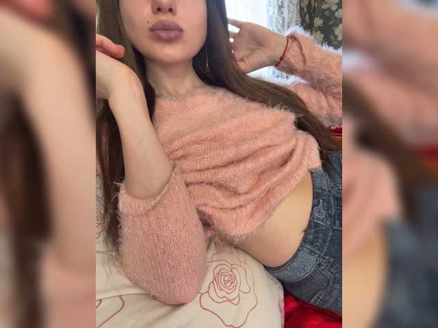 Margo--1, live now on BongaCams