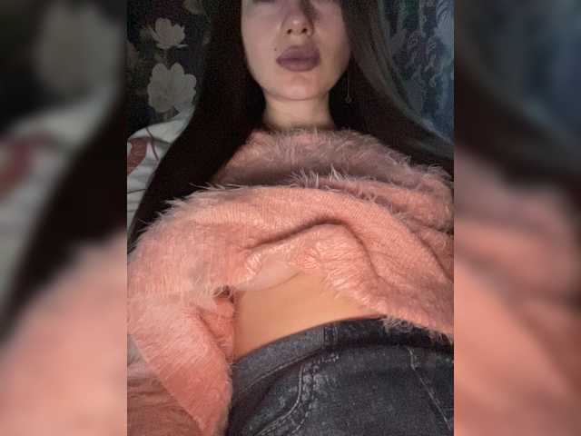 Margo--1, live now on BongaCams