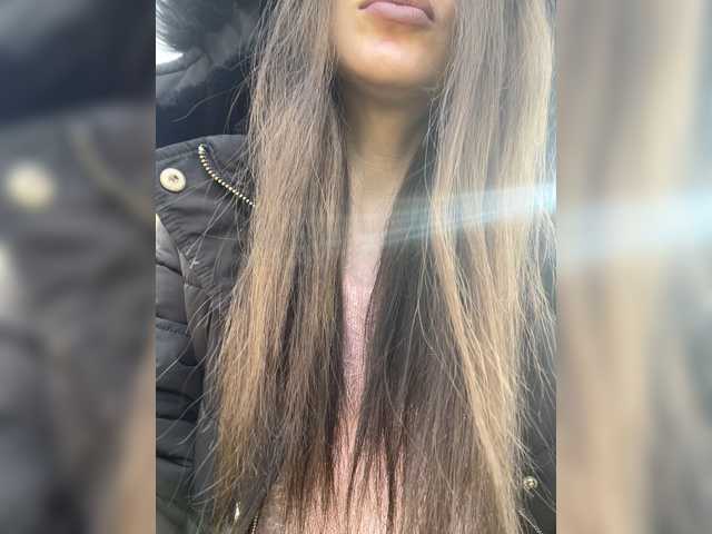 Margo--1, en directo ahora en BongaCams
