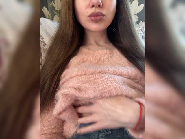 Margo--1 live cam on BongaCams