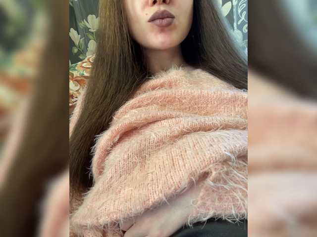 Margo--1 live cam on BongaCams