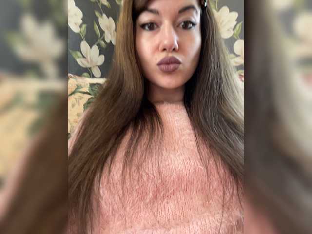 Margo--1 live cam on BongaCams